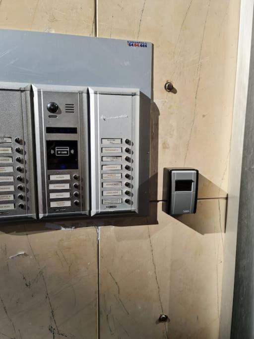 Appartement Καλινοβου 1 Κευελπιδων Πεδιον Αρεωσ à Athènes Extérieur photo